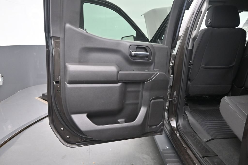 Used 2021 Chevrolet Silverado 1500 LT AWD/4WD image 14