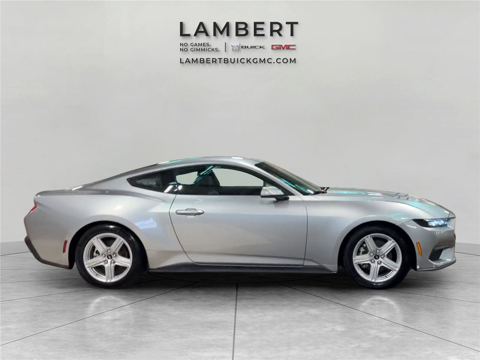 Used 2026 Ford Mustang Premium RWD image 6