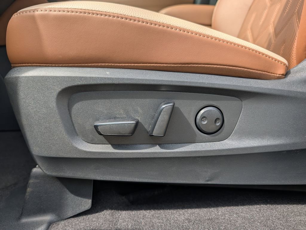 New 2026 Nissan Pathfinder Platinum AWD/4WD image 15