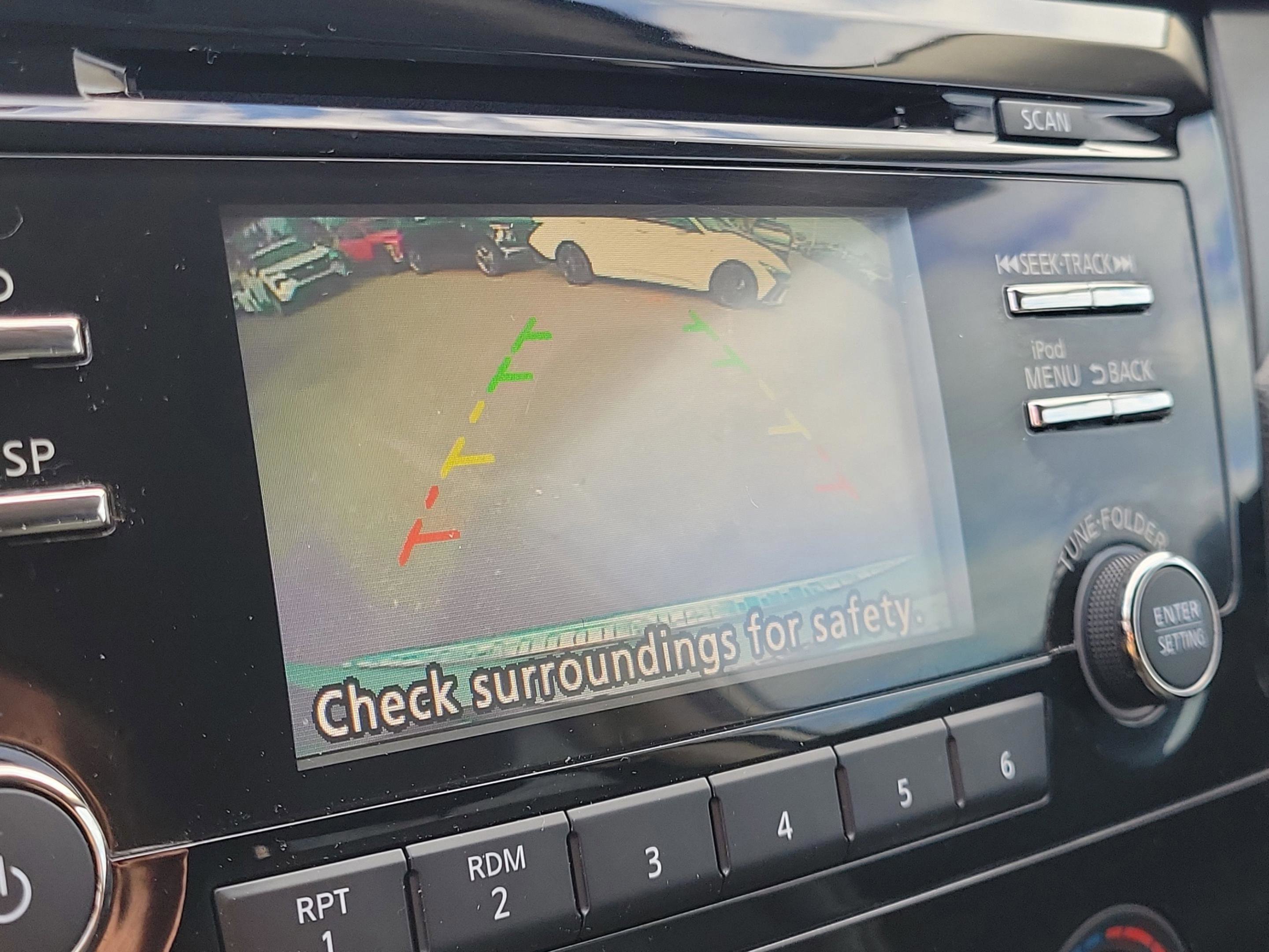 Used 2015 Nissan Rogue S w/ S Family Package image 23