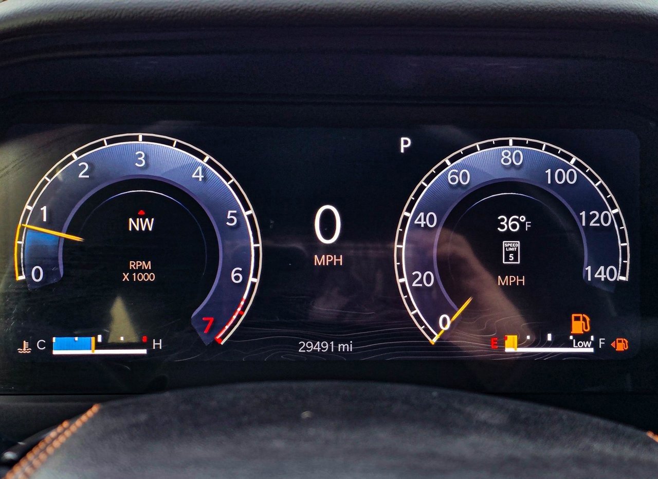 Used 2024 Jeep Grand Cherokee L Summit image 31