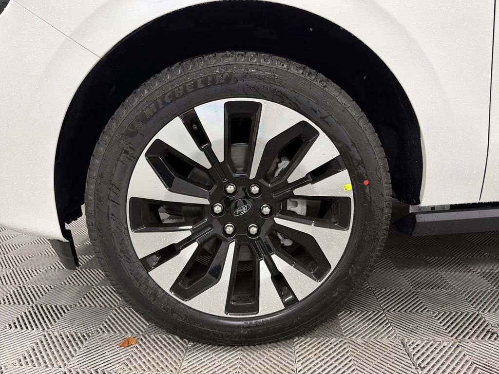 New 2026 Ford Expedition Platinum AWD/4WD image 13