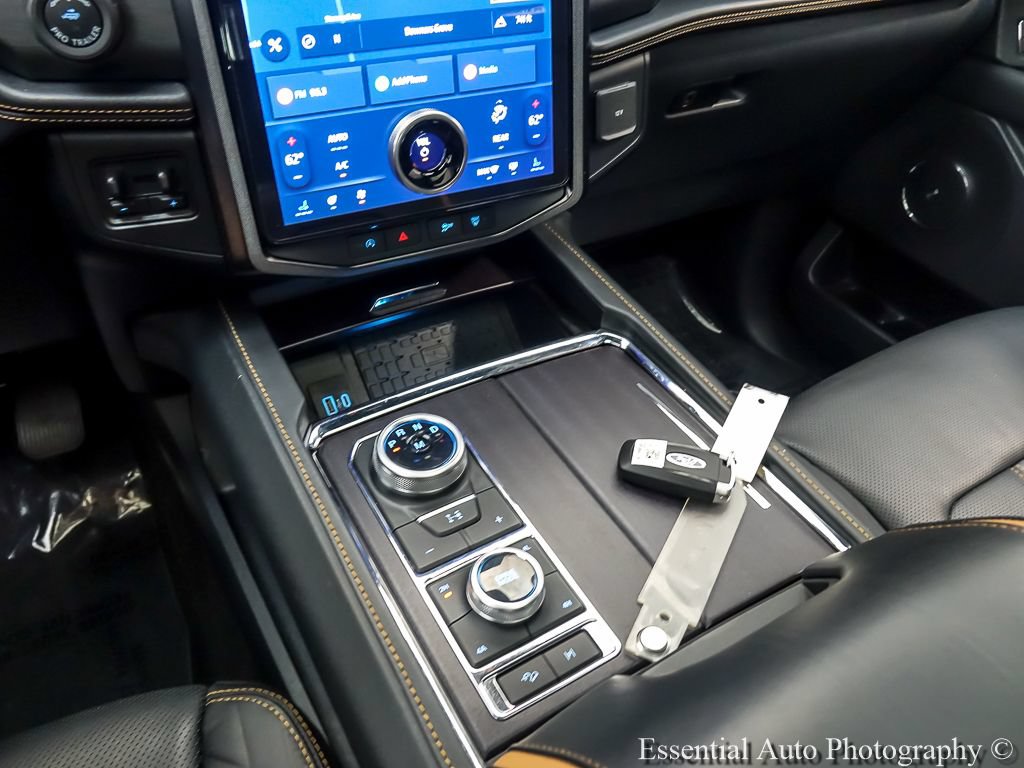 Certified 2023 Ford Expedition Platinum AWD/4WD image 22