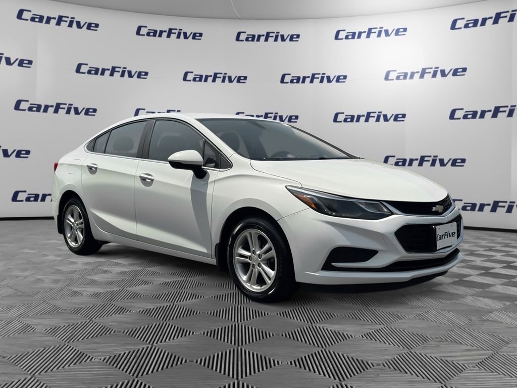 Used 2017 Chevrolet Cruze LT w/ Convenience Package FWD image 8