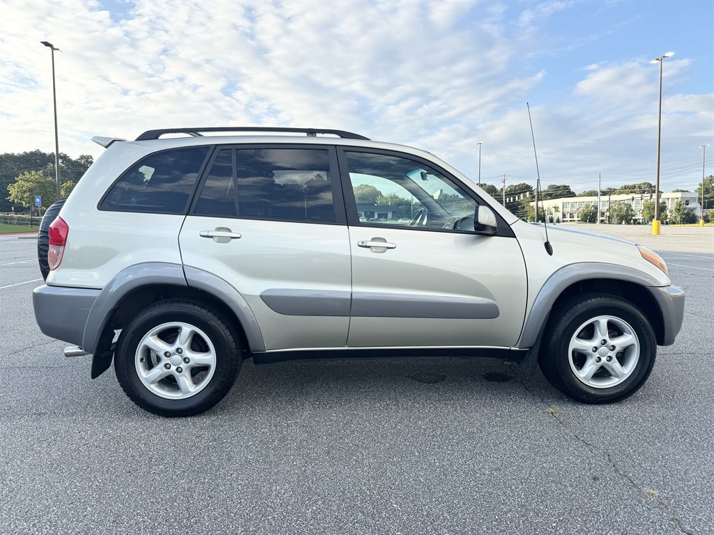 Used 2001 Toyota RAV4 4WD image 10