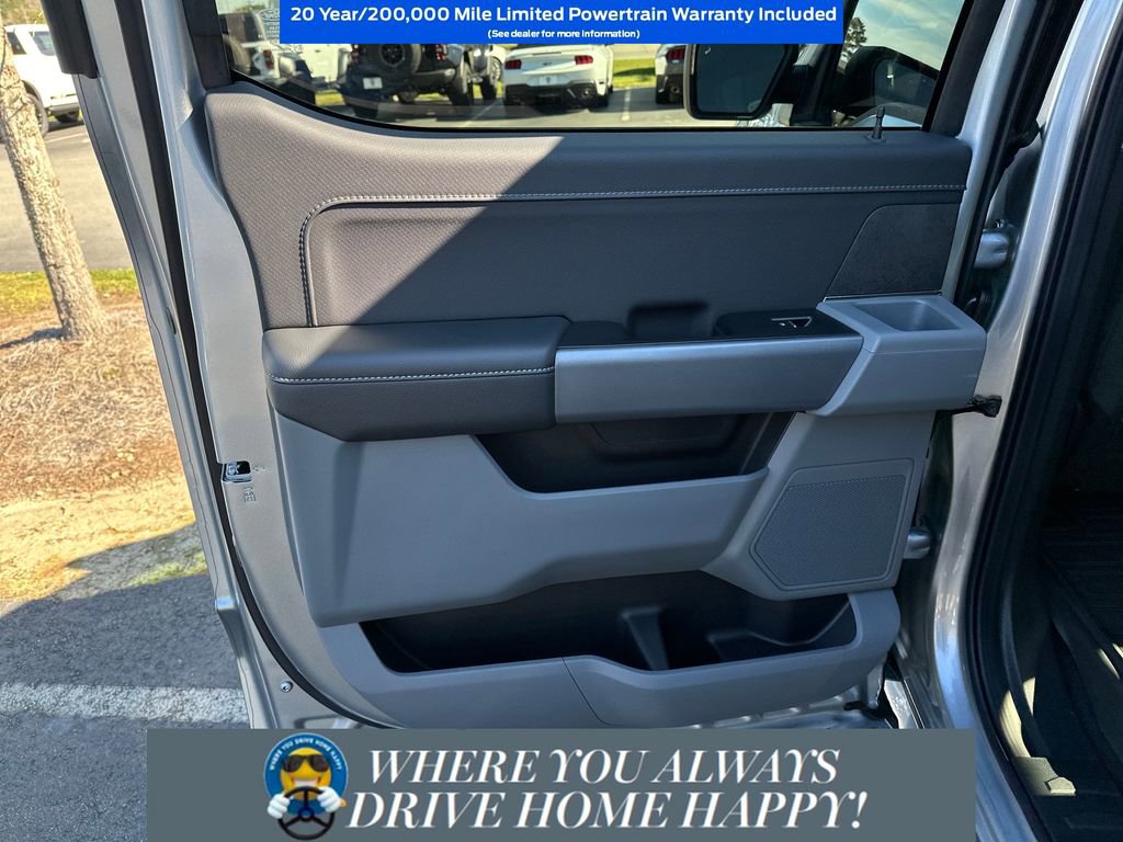 New 2025 Ford F150 XLT w/ Equipment Group 301A Standard image 26