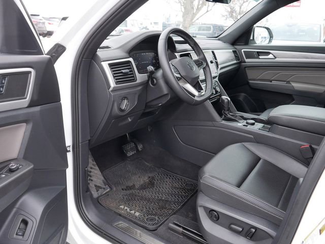 Certified 2023 Volkswagen Atlas Cross Sport SE image 12