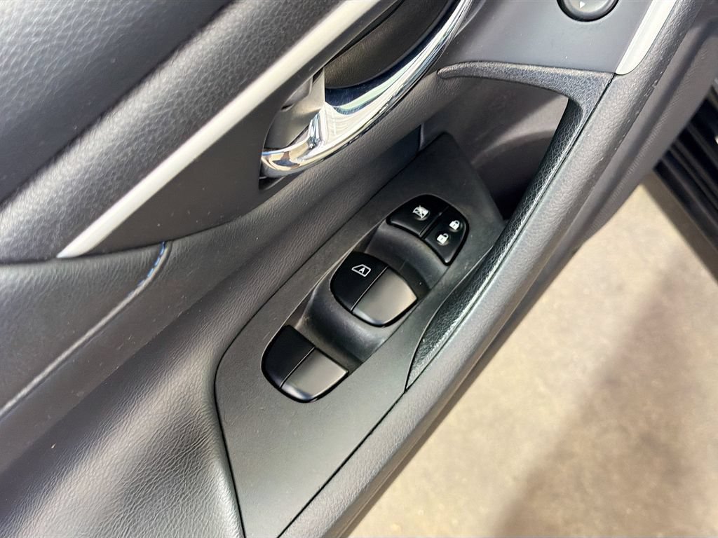 Used 2018 Nissan Altima 2.5 SR w/ SR Special Edition FWD image 19