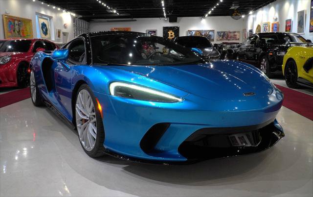 Used 2022 McLaren GT RWD image 1