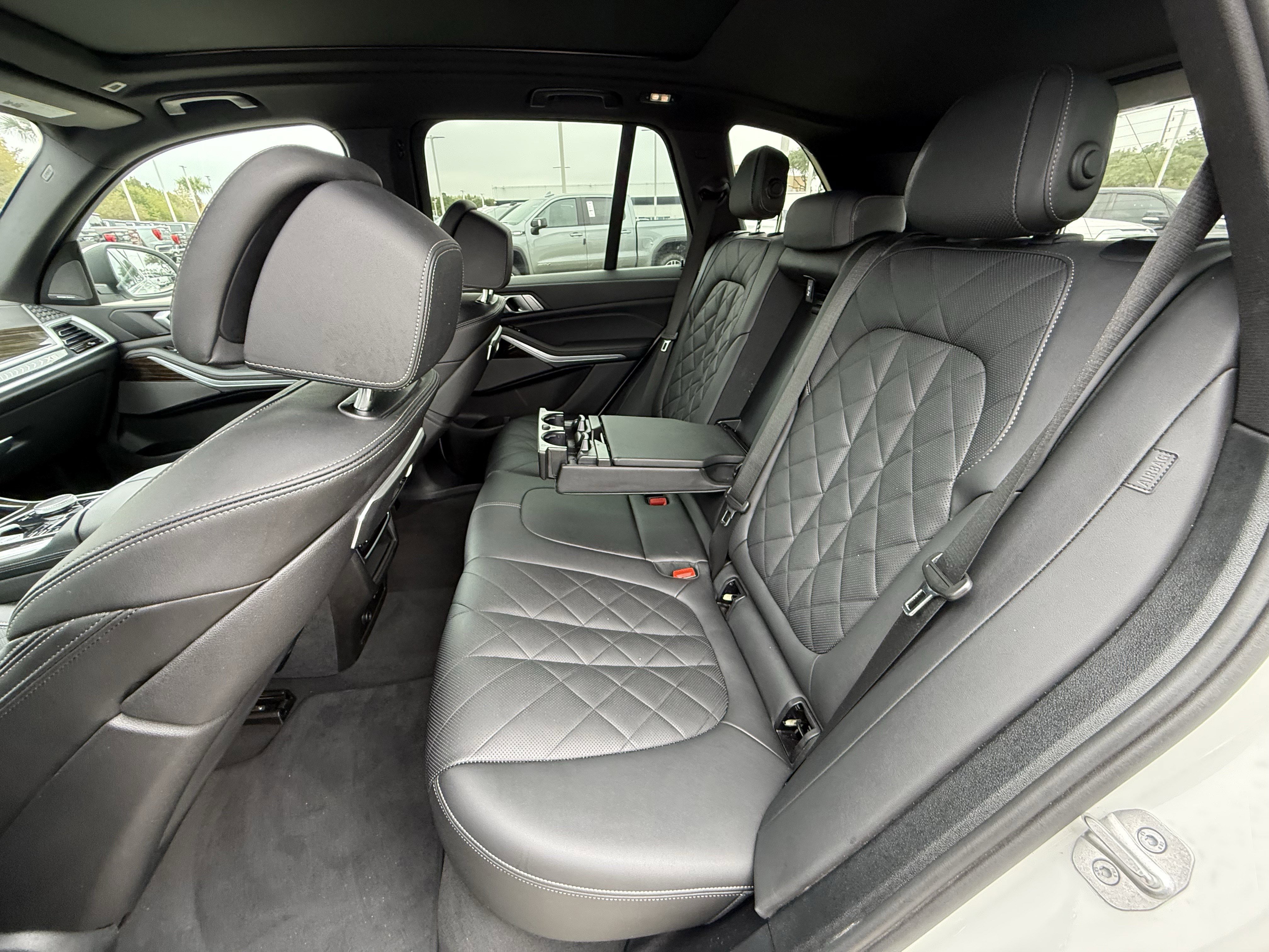 Used 2024 BMW X5 xDrive50e image 29