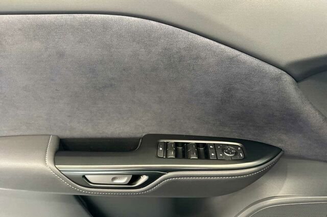 Used 2024 Lexus RZ 300e Premium w/ Accessory Package (P5) image 11