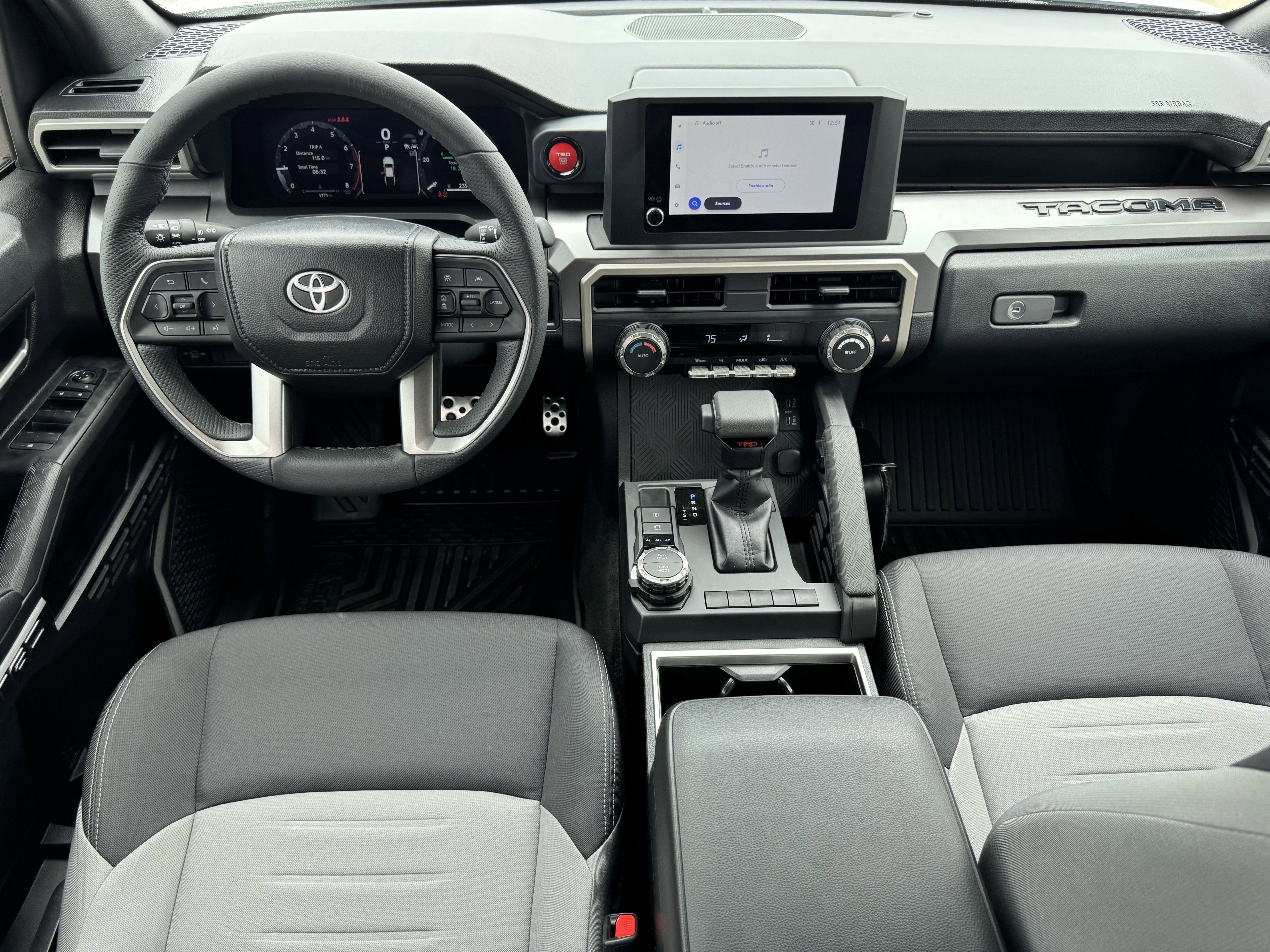 Used 2025 Toyota Tacoma TRD Sport AWD/4WD image 14
