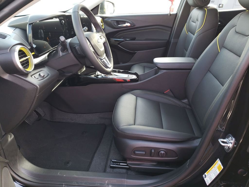 New 2026 Chevrolet Trax ACTIV w/ Sunroof Package image 9