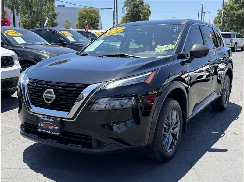 Used 2021 Nissan Rogue S FWD image 3