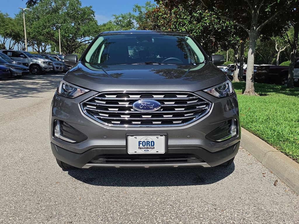 Certified 2024 Ford Edge Titanium AWD/4WD image 2