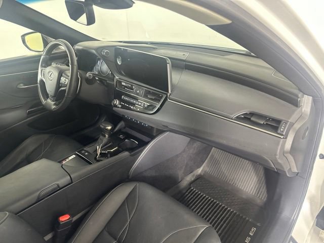 Used 2023 Lexus ES 300h Ultra Luxury FWD image 34