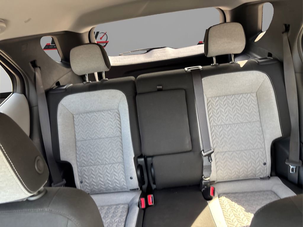 Certified 2024 Chevrolet Equinox LS w/ LS Convenience Package image 18
