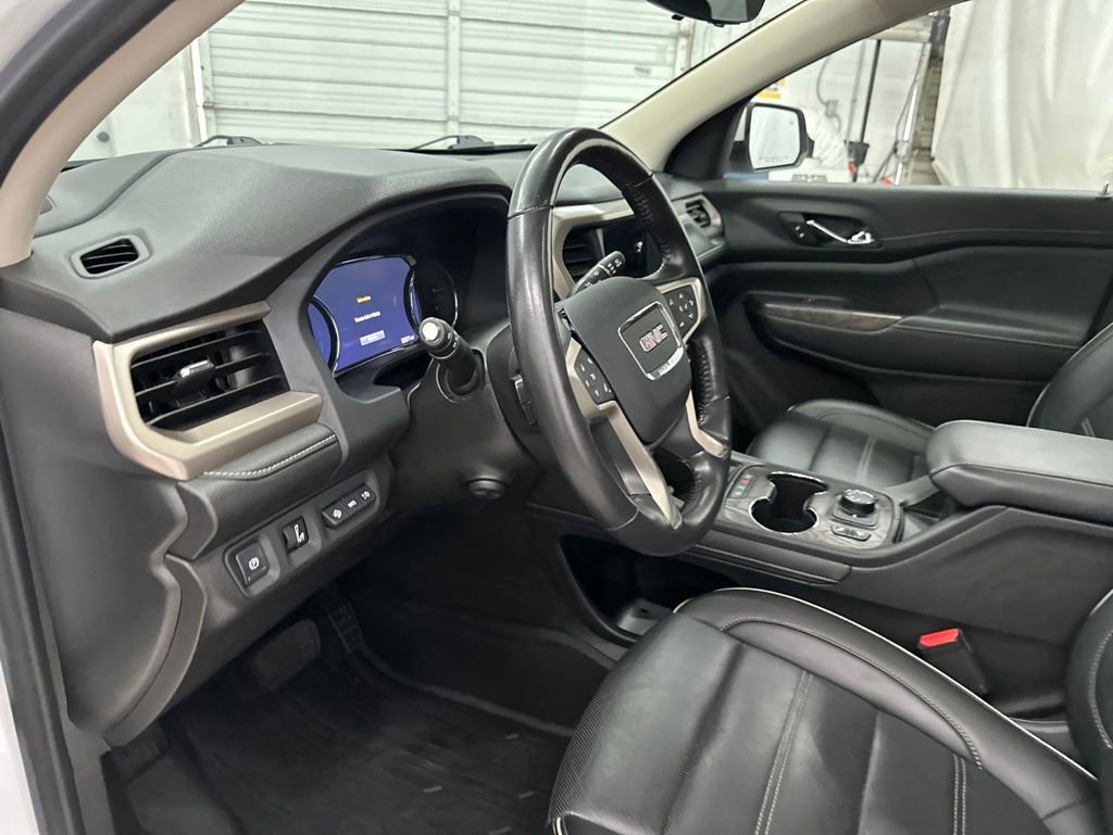 Used 2021 GMC Acadia Denali w/ Denali Technology Package AWD/4WD image 7