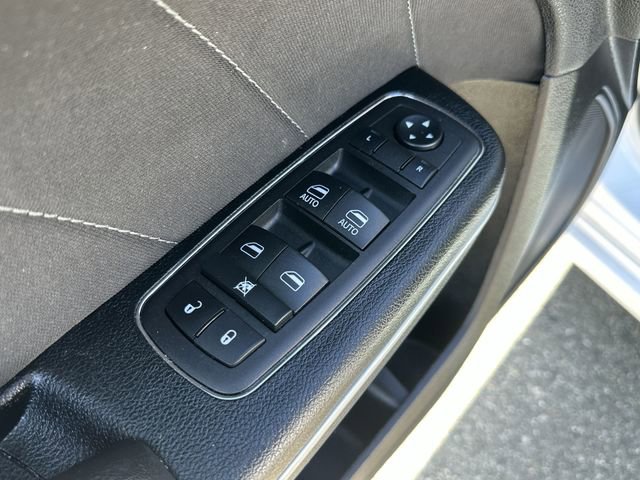 Used 2023 Dodge Charger SXT image 15
