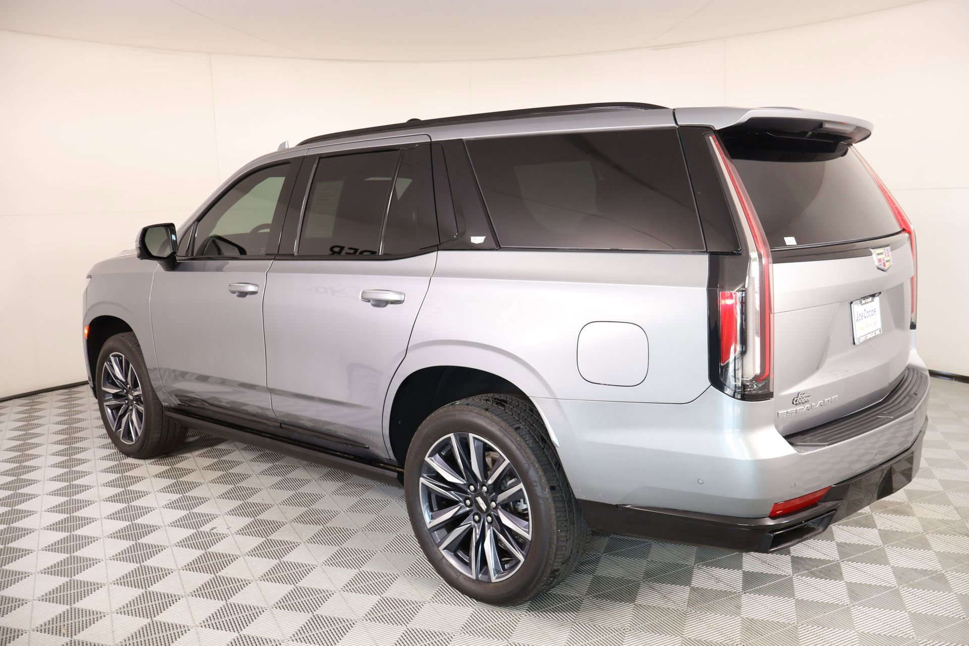 Used 2023 Cadillac Escalade Premium Luxury Platinum w/ LPO, Floor Liner Package image 25