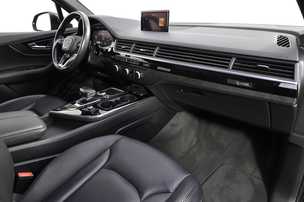 Used 2018 Audi Q7 3.0T Premium Plus w/ Premium Plus Package image 15