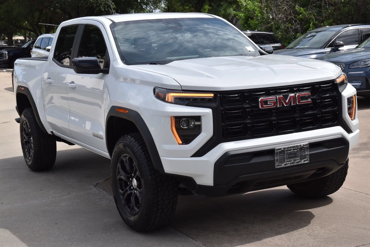 Used 2023 GMC Canyon Elevation AWD/4WD image 4