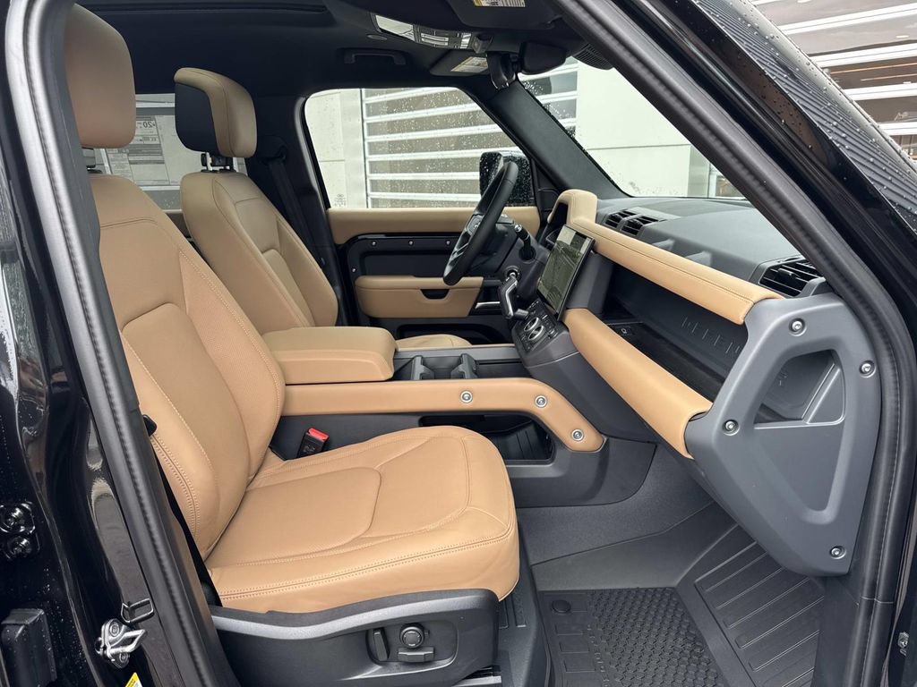 New 2026 Land Rover Defender 110 X-Dynamic SE AWD/4WD image 9