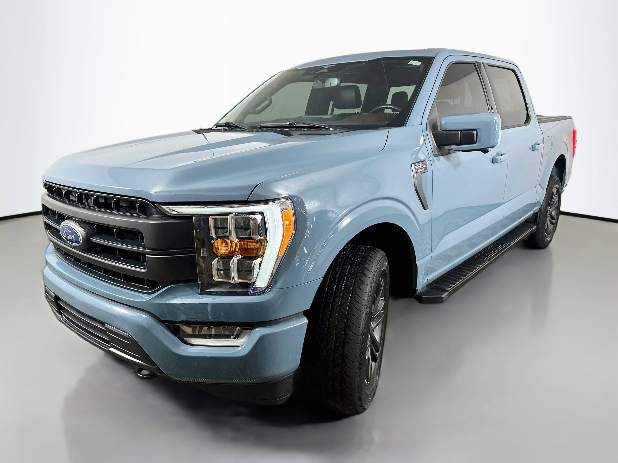 Used 2023 Ford F150 Lariat AWD/4WD image 3