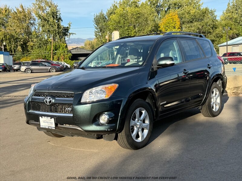 Used 2012 Toyota RAV4 Limited w/ Navigation Value Pkg AWD/4WD image 3