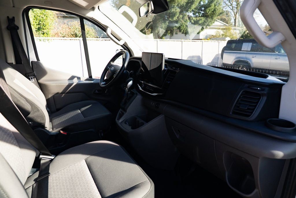 Used 2023 Ford Transit 350 XLT image 19