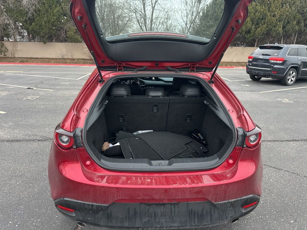 Used 2023 MAZDA MAZDA3 s FWD image 13