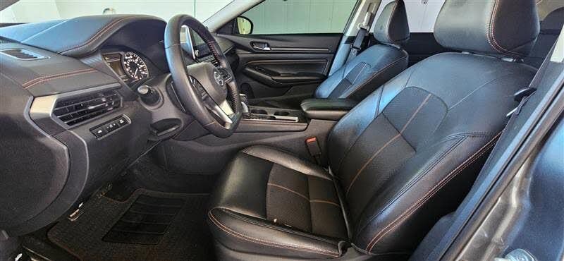 Used 2020 Nissan Altima 2.5 SR w/ Premium Package image 15