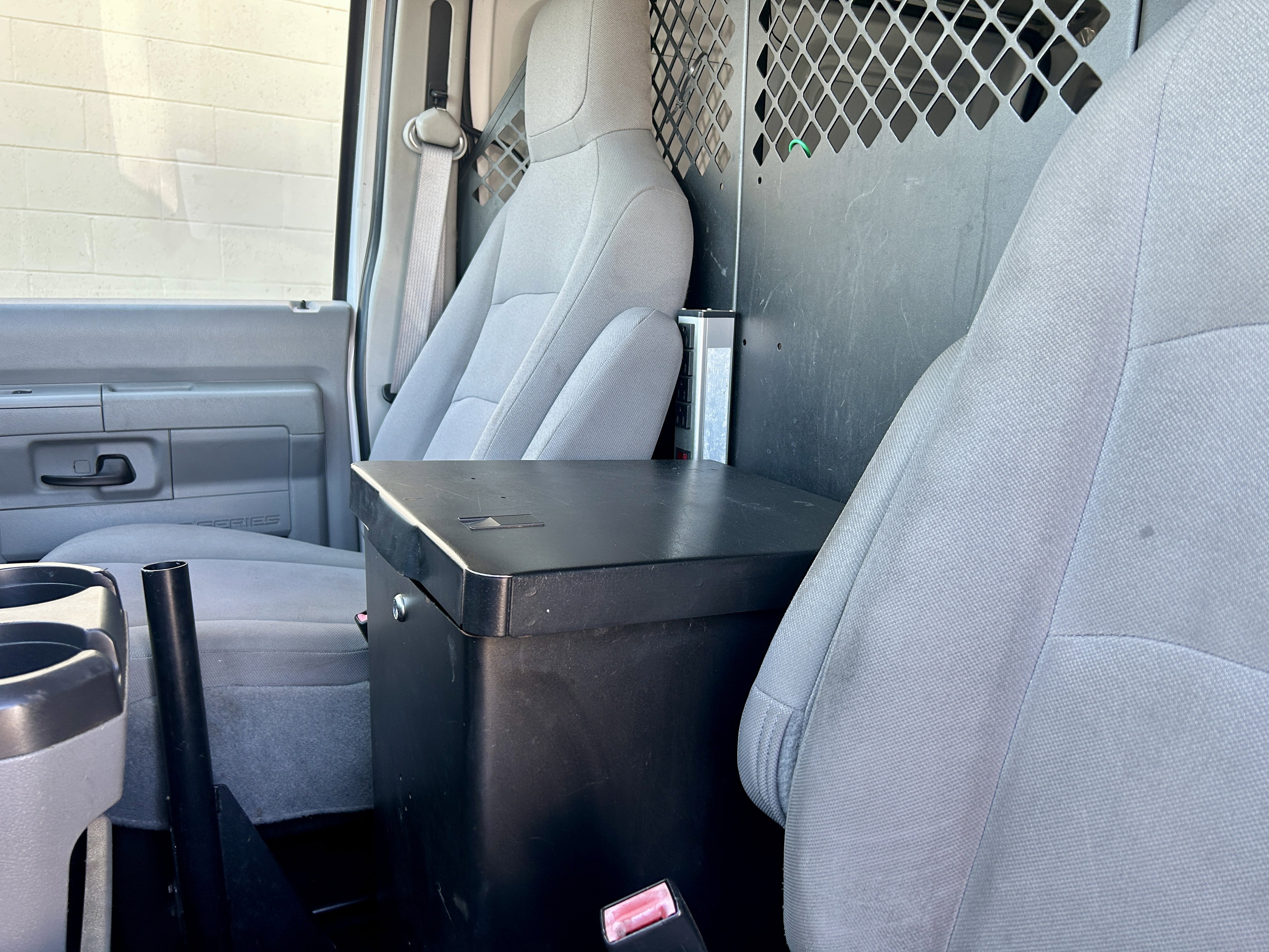 Used 2013 Ford E-150 and Econoline 150 w/ PWR Group RWD image 34