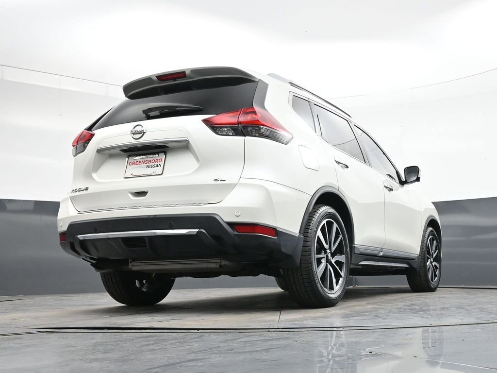 Used 2020 Nissan Rogue SL w/ Premium Package image 36