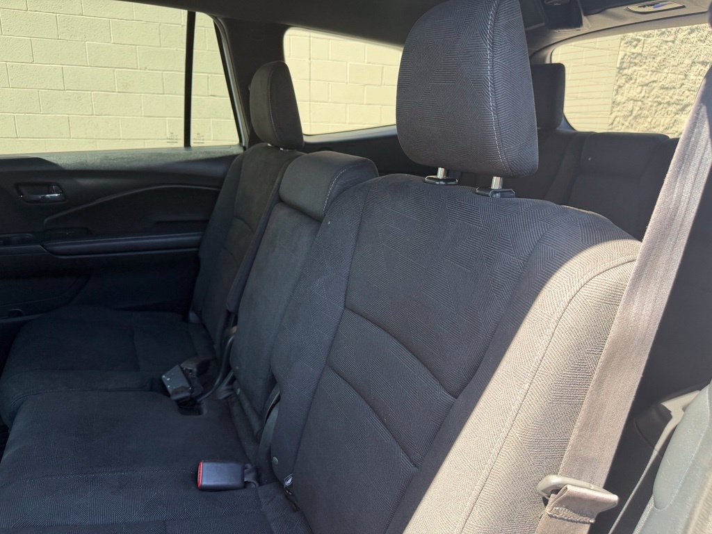 Used 2022 Honda Pilot Sport image 25