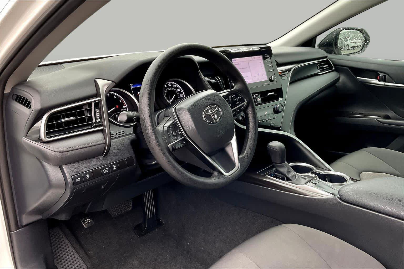 Used 2024 Toyota Camry LE w/ Convenience Package FWD image 18