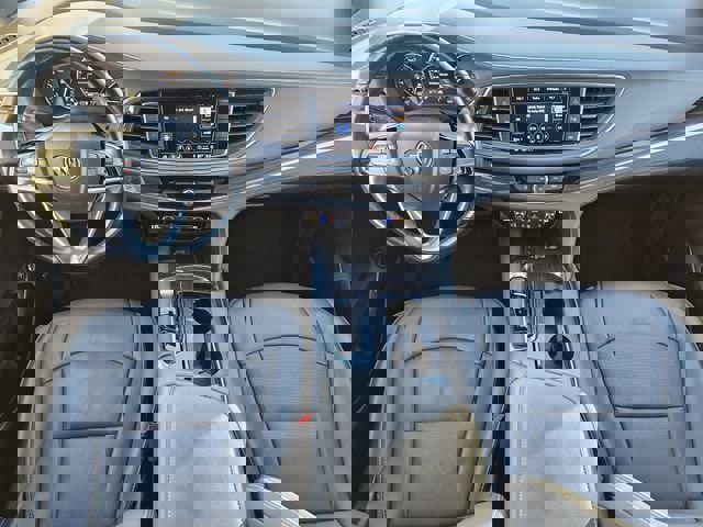 Used 2024 Buick Enclave Premium image 25