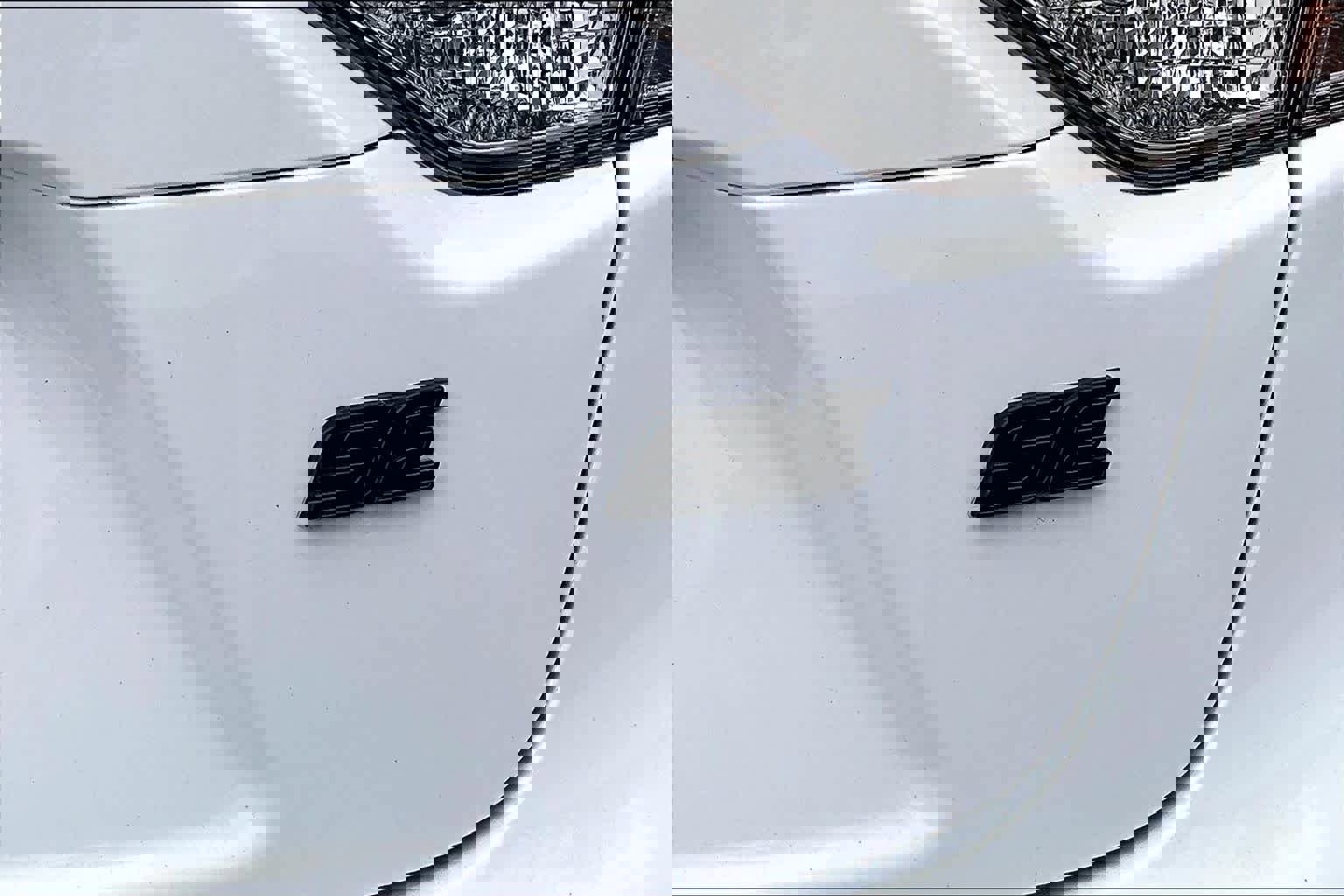 Used 2022 Toyota Corolla SE image 9