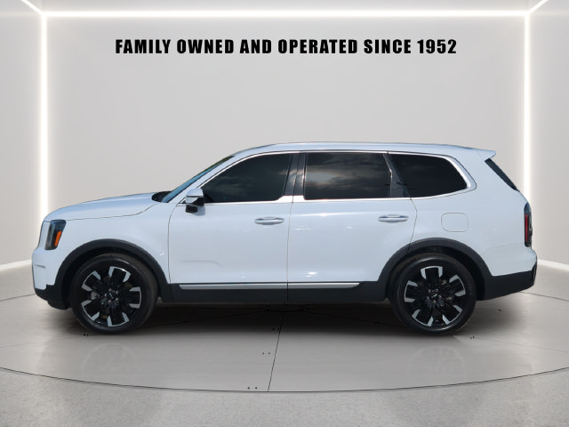 Used 2023 Kia Telluride SX Prestige AWD/4WD image 2