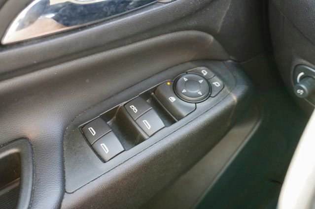 Used 2023 Chevrolet Equinox LT image 24