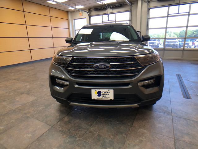 Certified 2023 Ford Explorer XLT w/ Equipment Group 202A AWD/4WD image 2