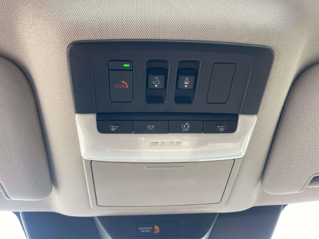 Used 2023 Nissan Pathfinder Platinum AWD/4WD image 26