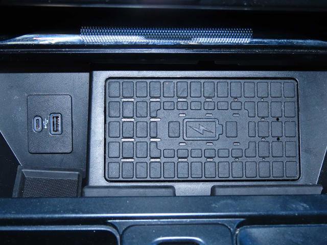 Certified 2023 Ford F150 Lariat image 32