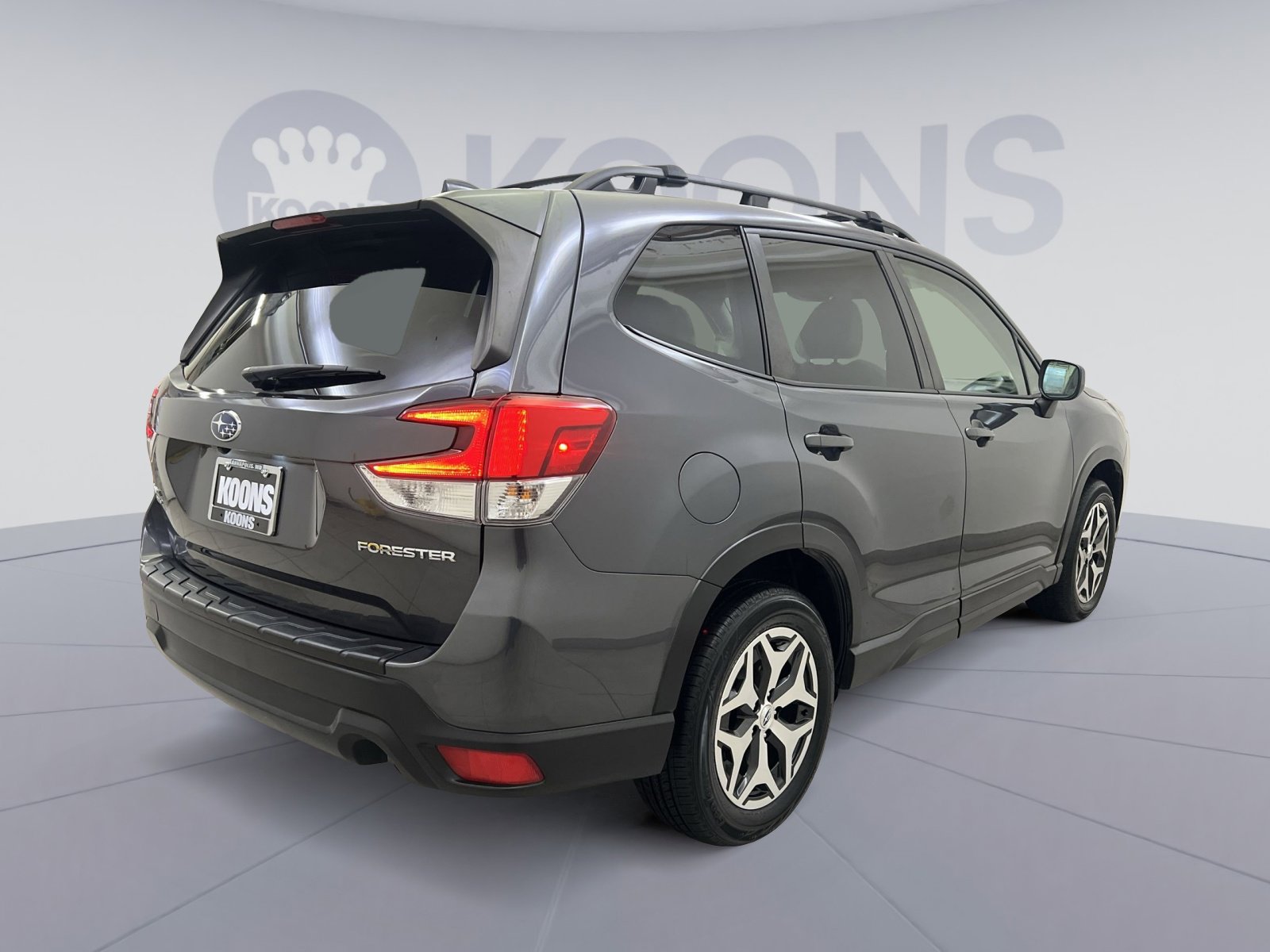 Used 2022 Subaru Forester Premium image 5