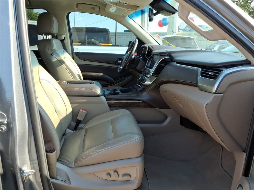 Used 2019 Chevrolet Tahoe LT w/ Texas Edition Package RWD image 17