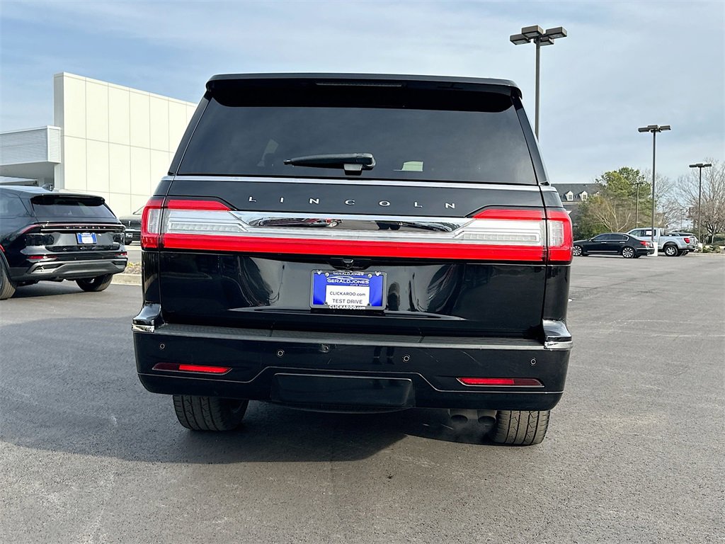 Used 2018 Lincoln Navigator Reserve w/ Technology Package image 15