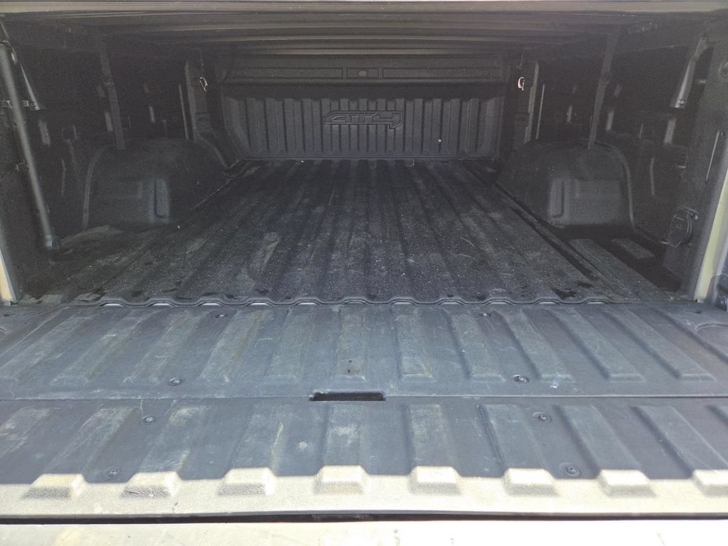 Used 2021 GMC Sierra 1500 AT4 AWD/4WD image 16