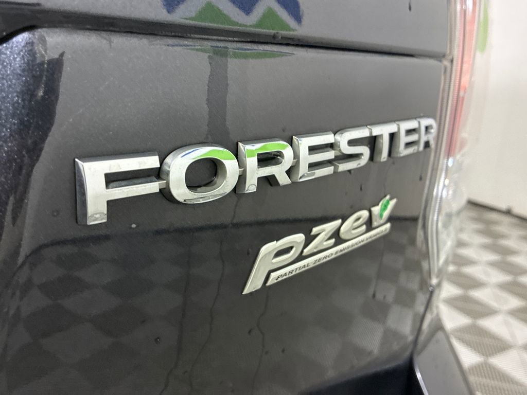 Used 2018 Subaru Forester 2.5i Premium w/ All-Weather Package image 27