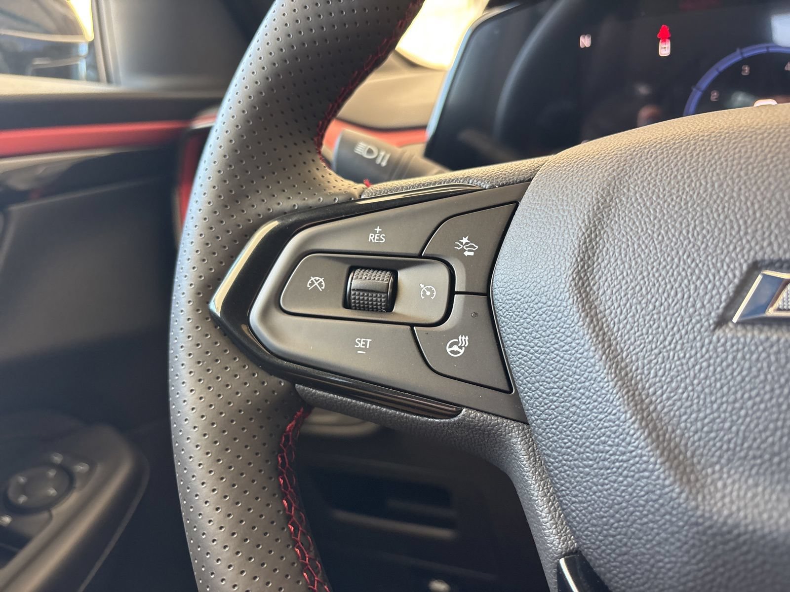 New 2026 Chevrolet TrailBlazer RS w/ Driver Confidence Package FWD image 25