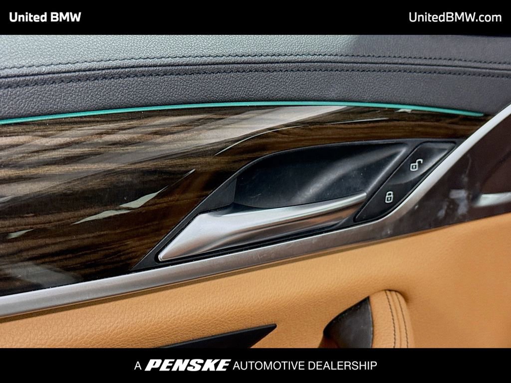 Used 2020 BMW 540i image 3